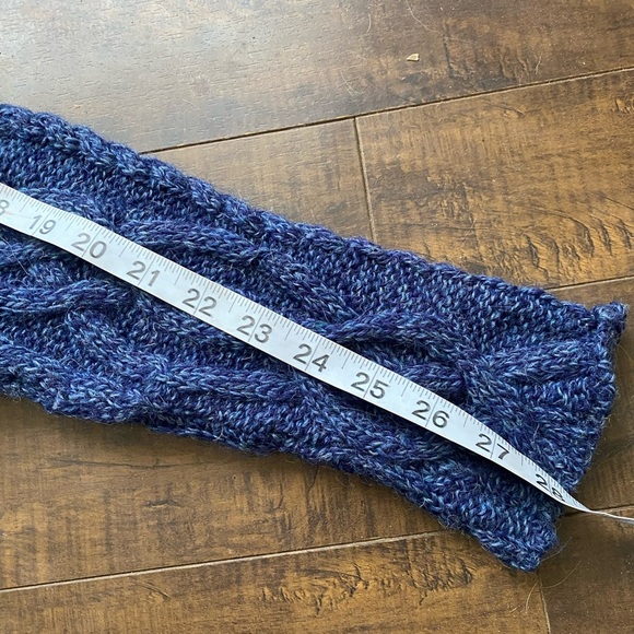 Aran Crafts Navy Wool sweater - Picture 15 of 15